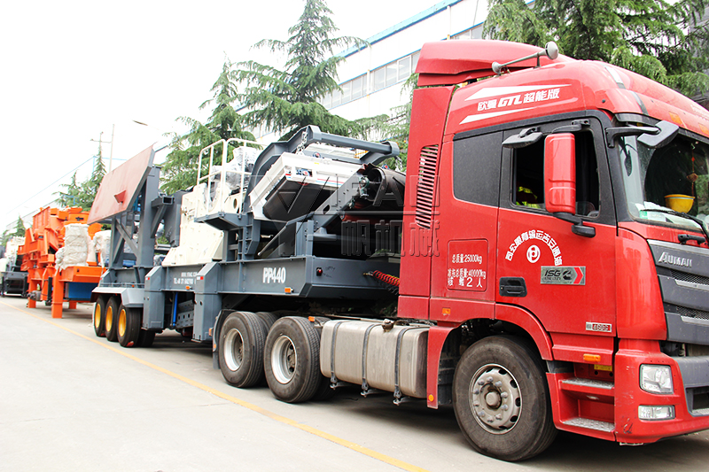 移动颚式破碎机发货 移动颚式破碎机发货